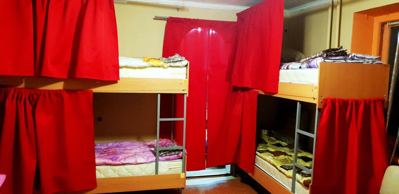 Hostel 777 キエフ エクステリア 写真